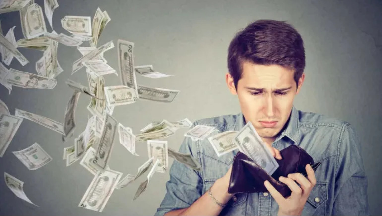 Personal Finance Mistakes Young People in Bangladesh Make